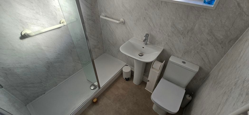 Property image 13 of 18