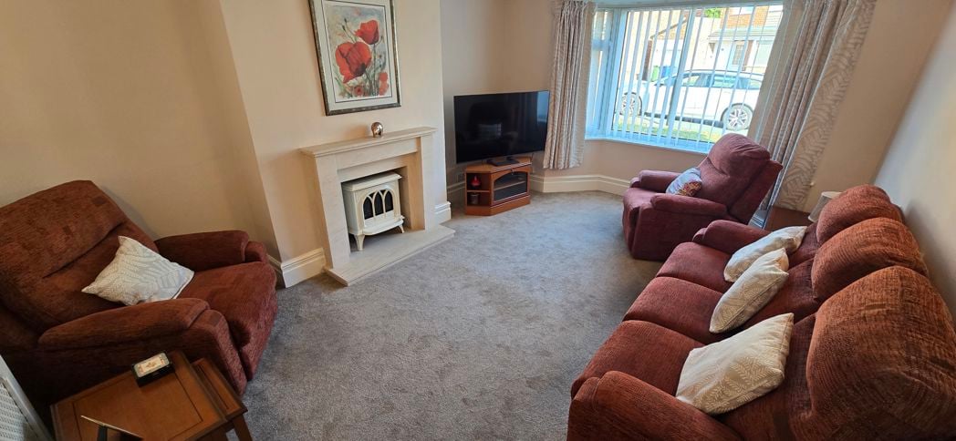 Property image 2 of 18