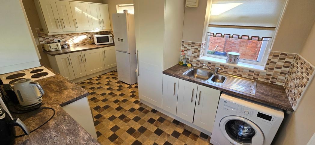 Property image 5 of 18