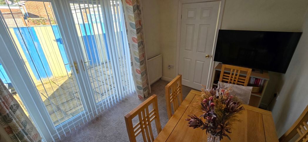 Property image 9 of 18