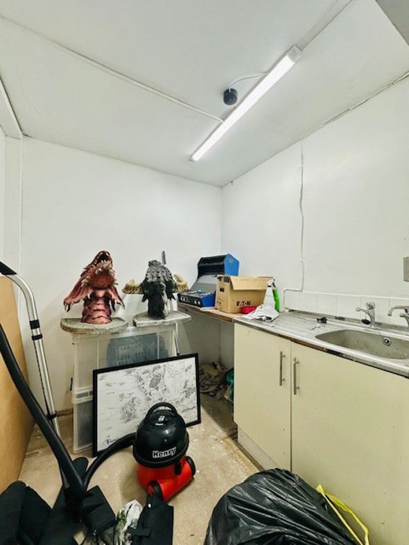 Property image 7 of 17