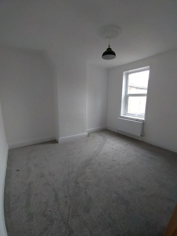 Property image 10 of 17