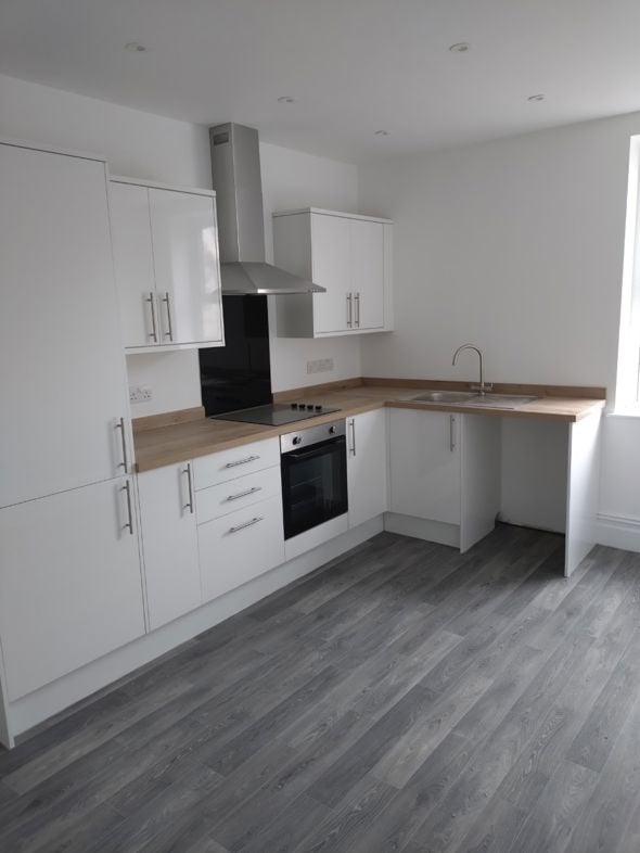 Property image 13 of 17