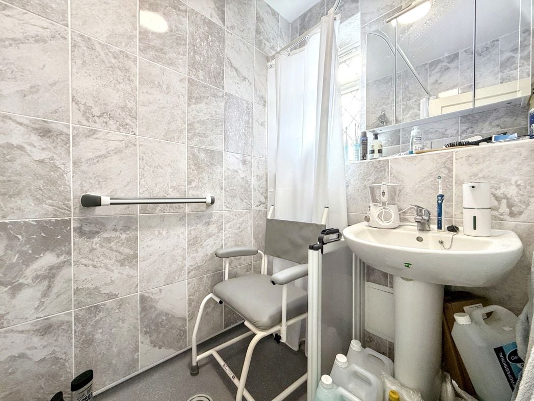 Property image 7 of 20