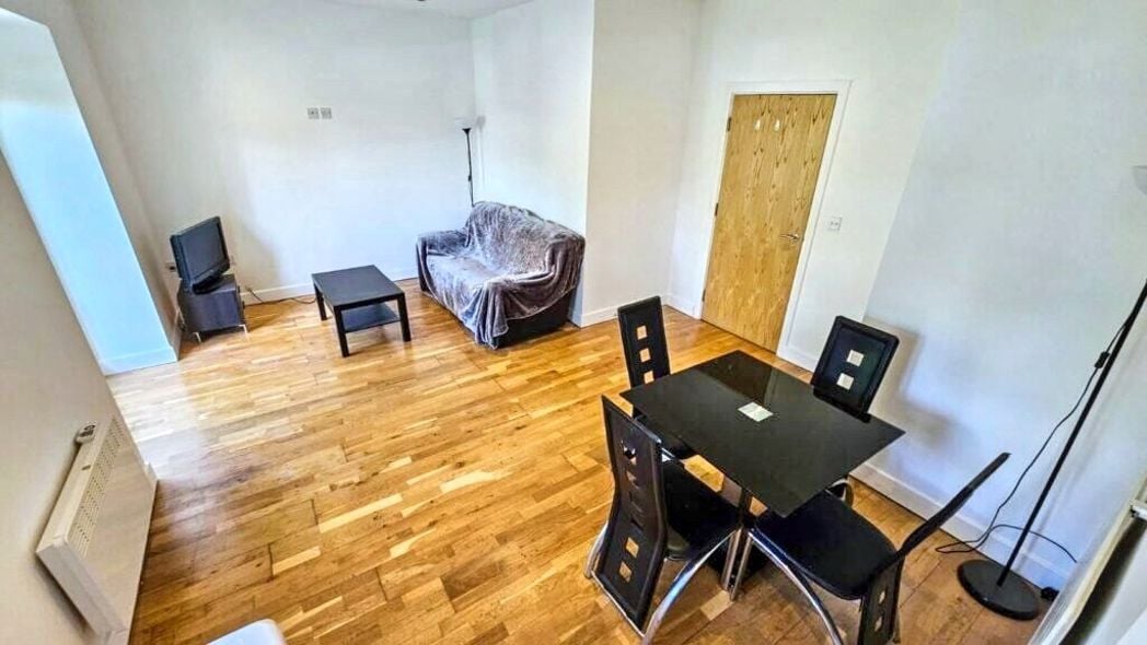 Property image 5 of 19