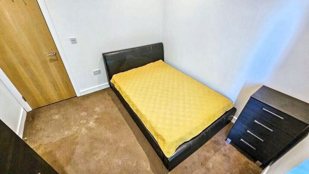Property image 11 of 19