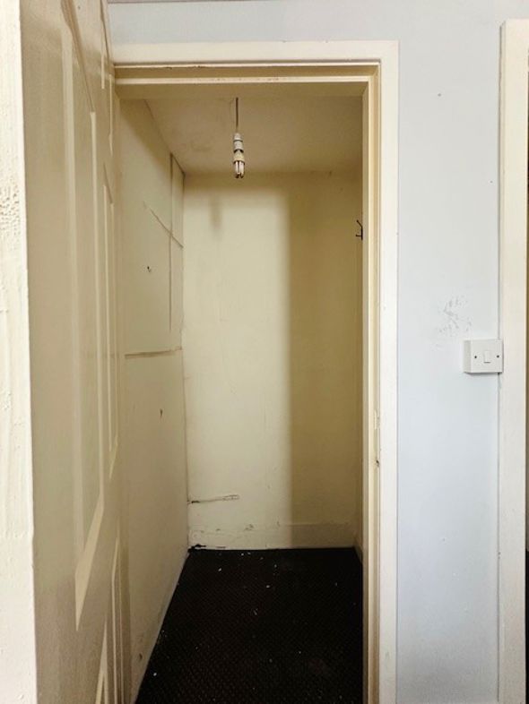 Property image 10 of 17