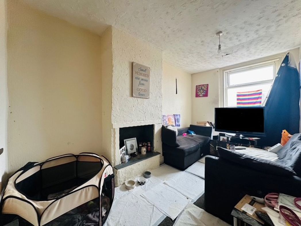 Property image 5 of 17
