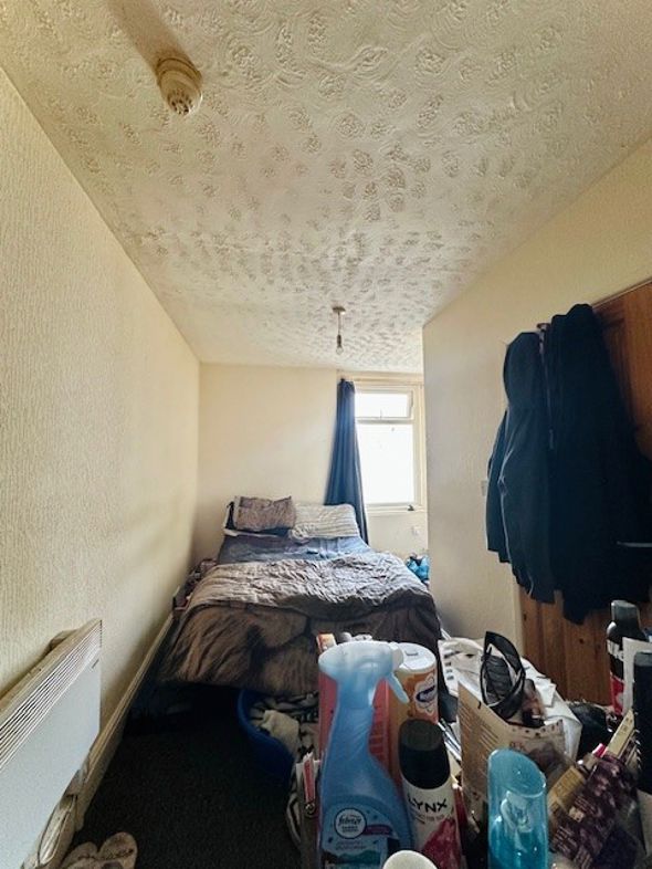 Property image 11 of 17