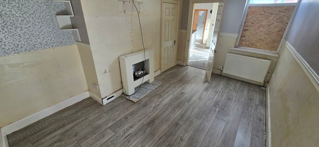 Property image 2 of 11