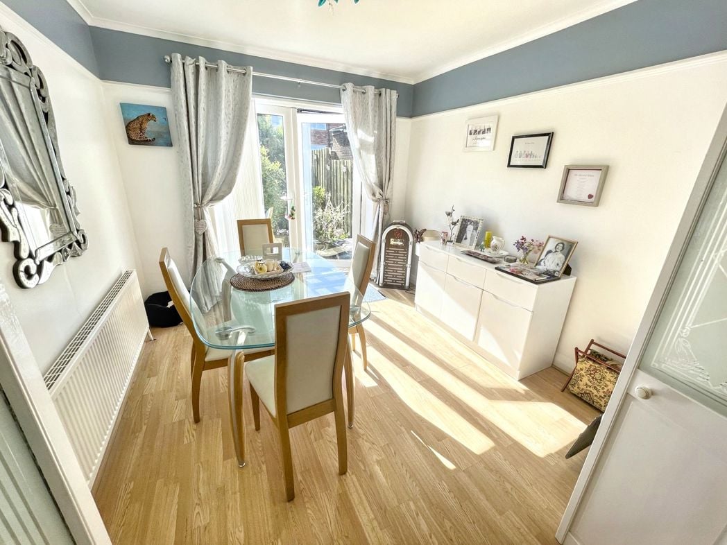 Property image 4 of 10