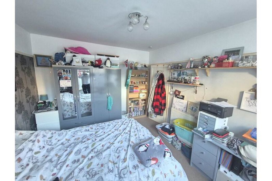 Basement Flat, Ramsgate, Kent, CT11 8PP