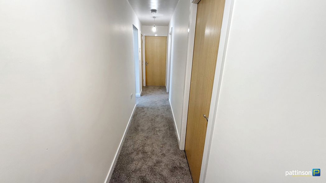 Property image 5 of 11