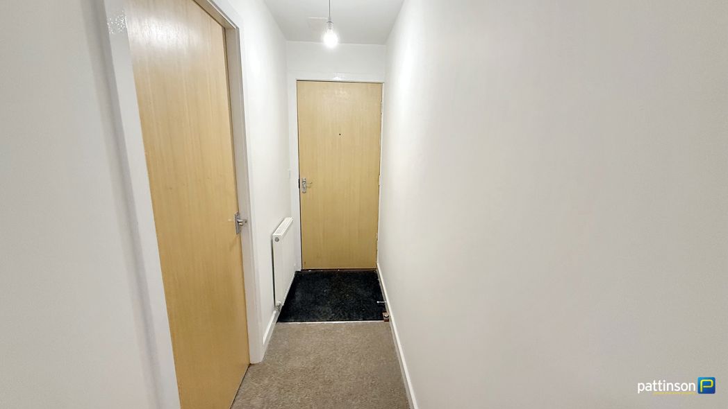 Property image 4 of 11