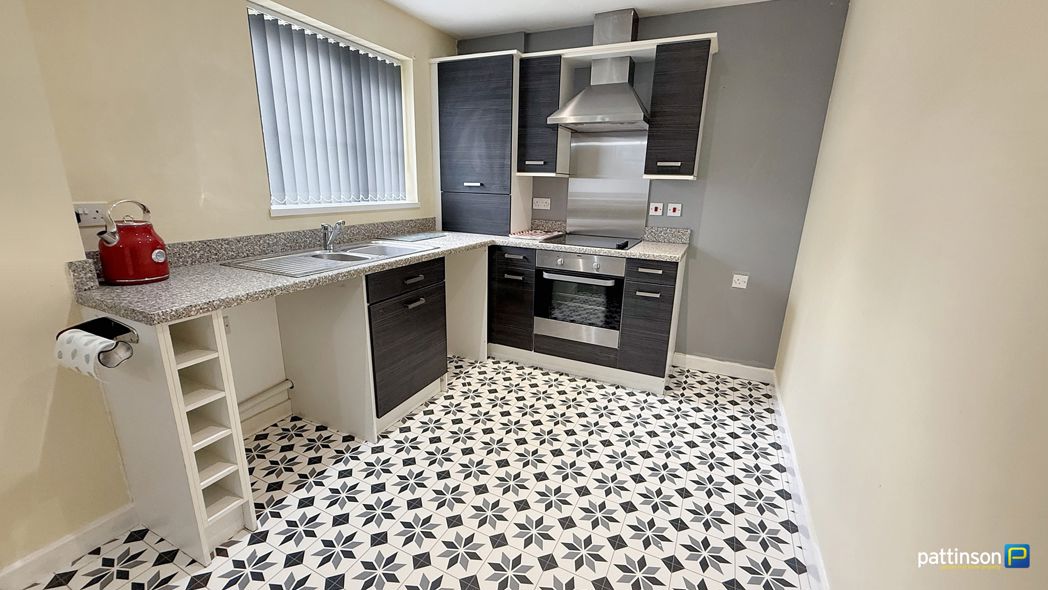 Property image 3 of 11