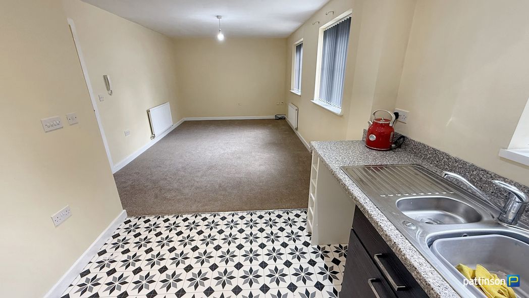 Property image 6 of 11