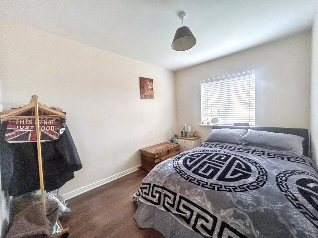 Property image 12 of 17