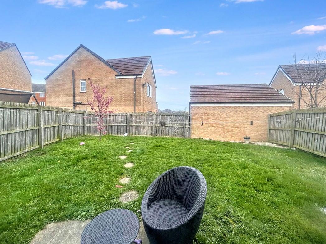 Property image 15 of 17