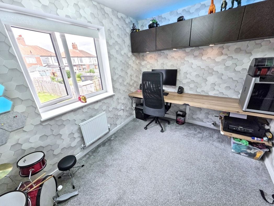 Property image 15 of 18