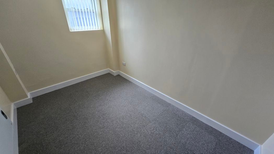 Property image 6 of 14