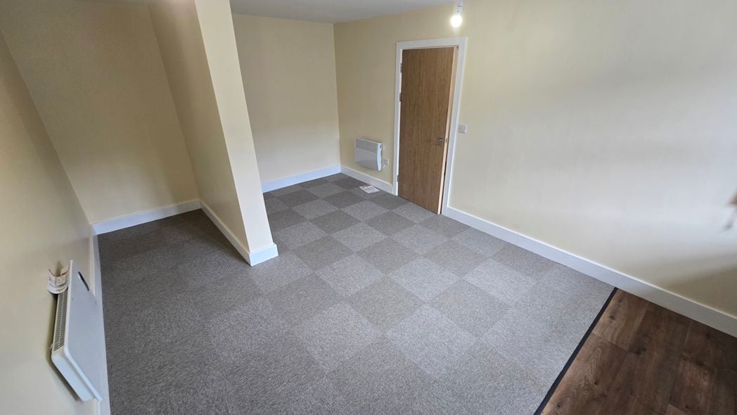 Property image 2 of 14