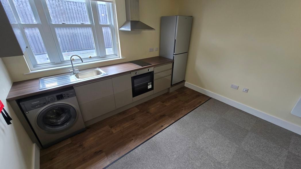 Property image 4 of 14