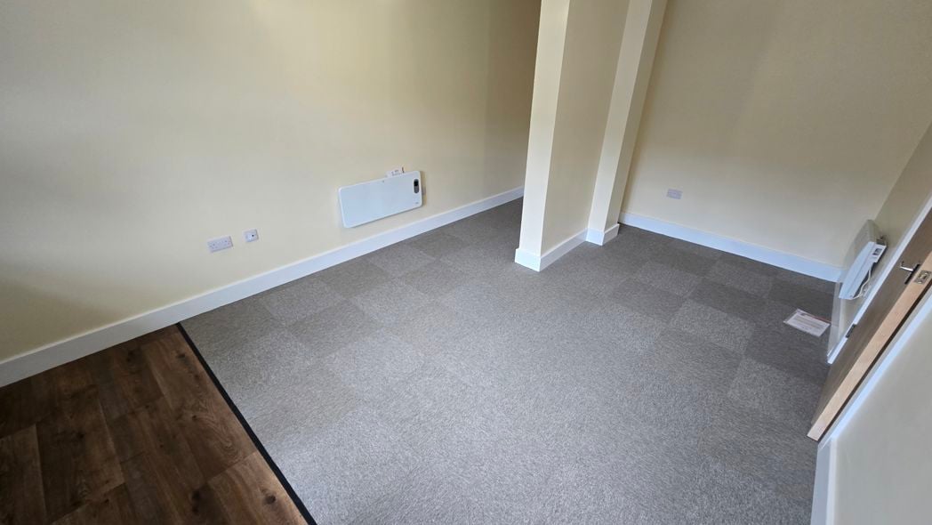 Property image 5 of 14