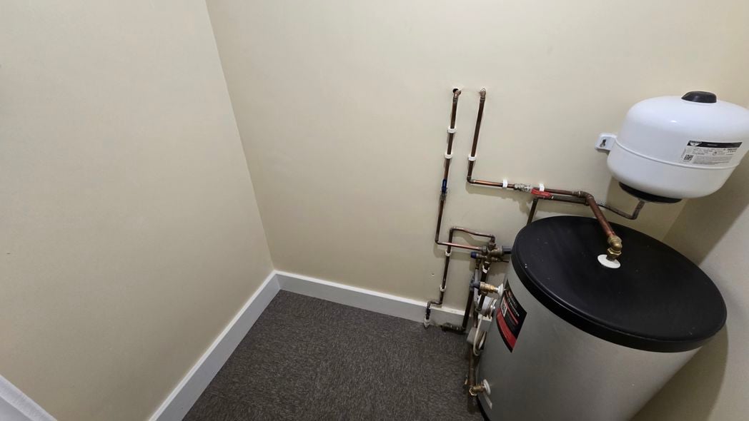 Property image 8 of 14