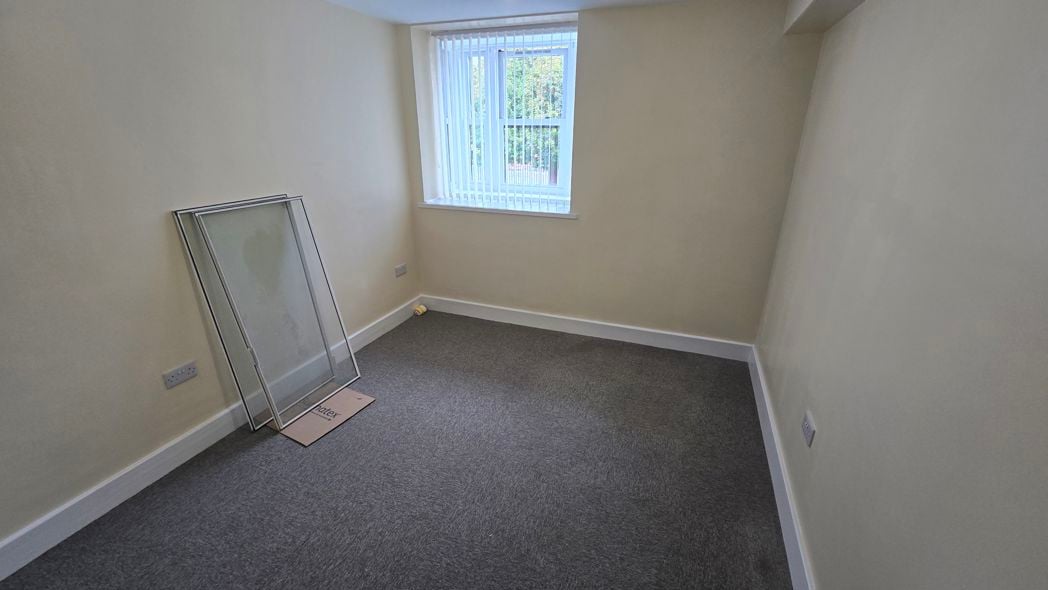 Property image 6 of 14