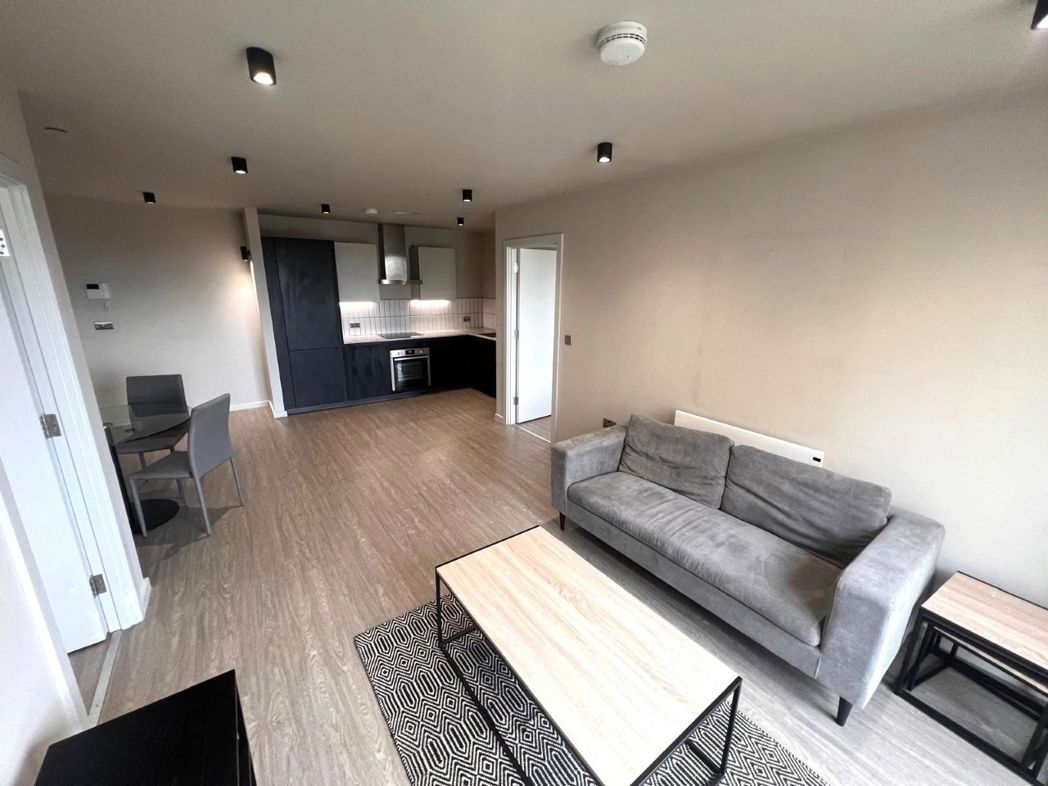 Property image 5 of 21