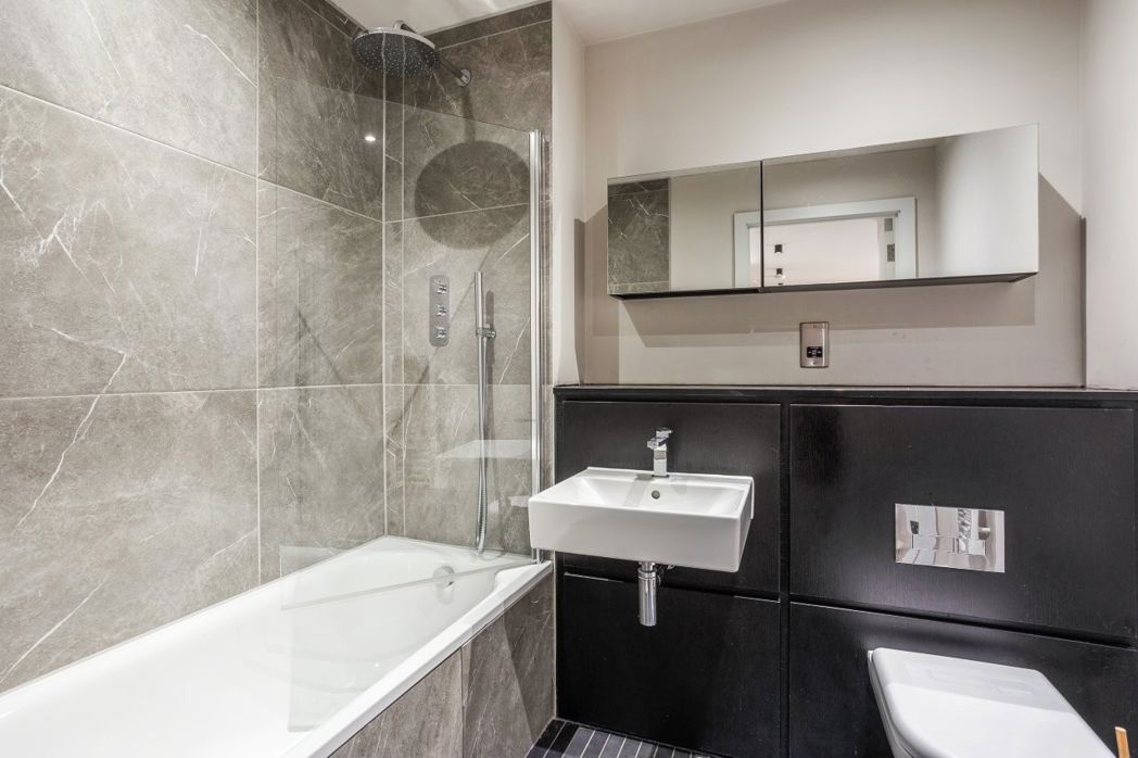 Property image 19 of 21