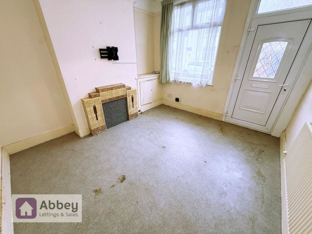 Property image 2 of 13