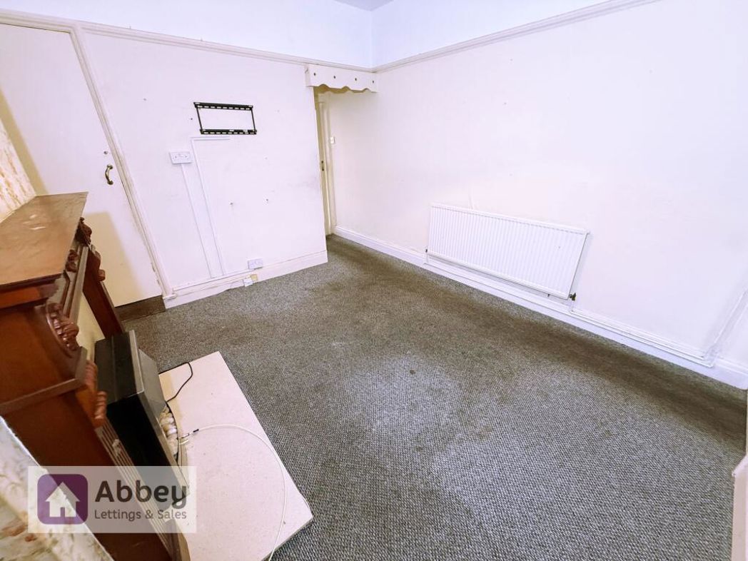 Property image 5 of 13