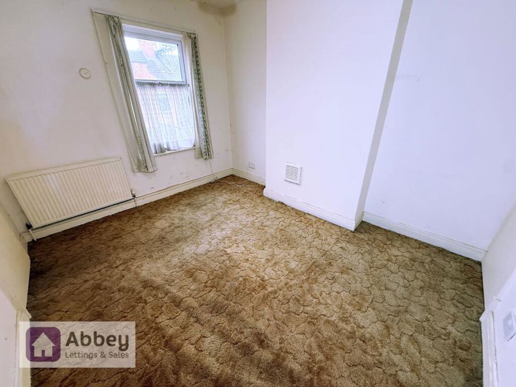 Property image 9 of 13