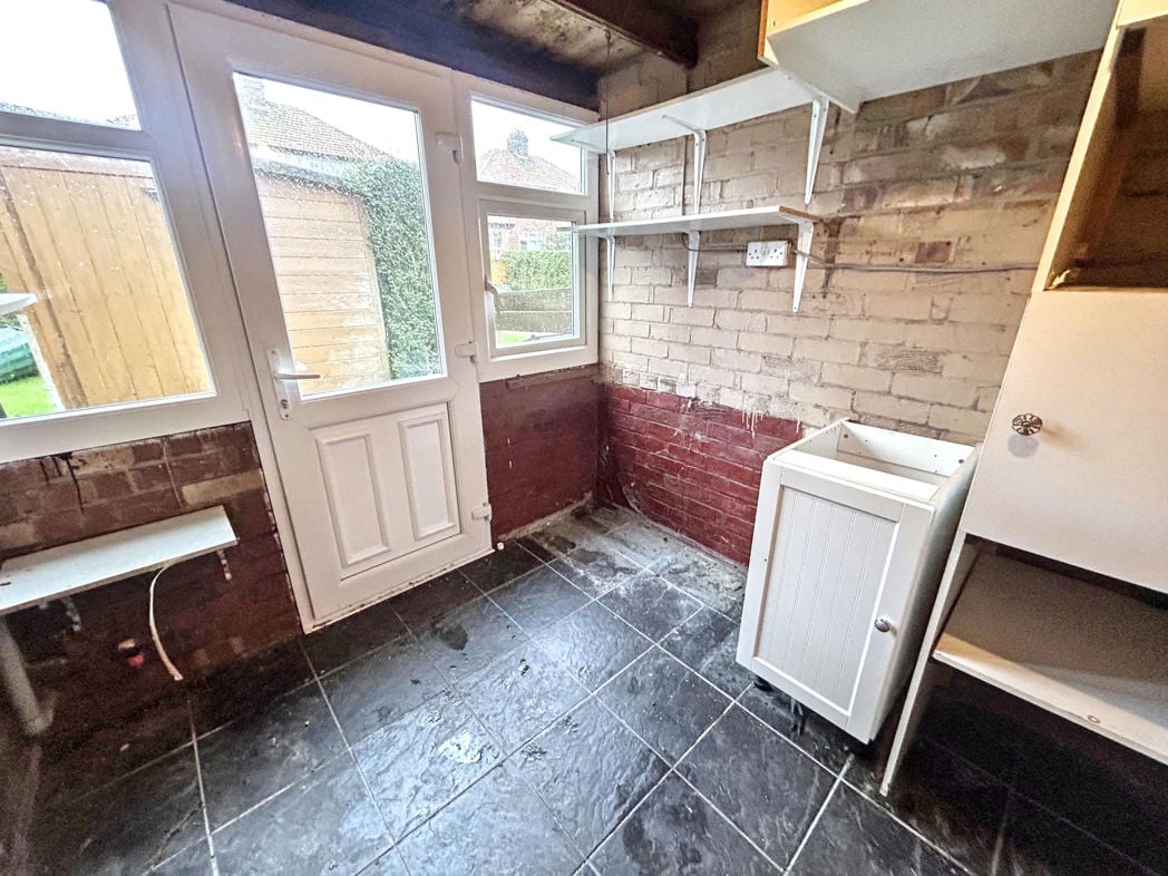 Property image 8 of 17