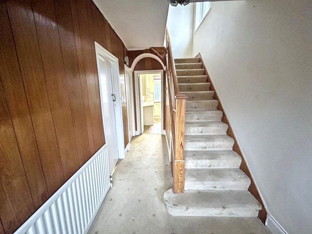 Property image 4 of 17