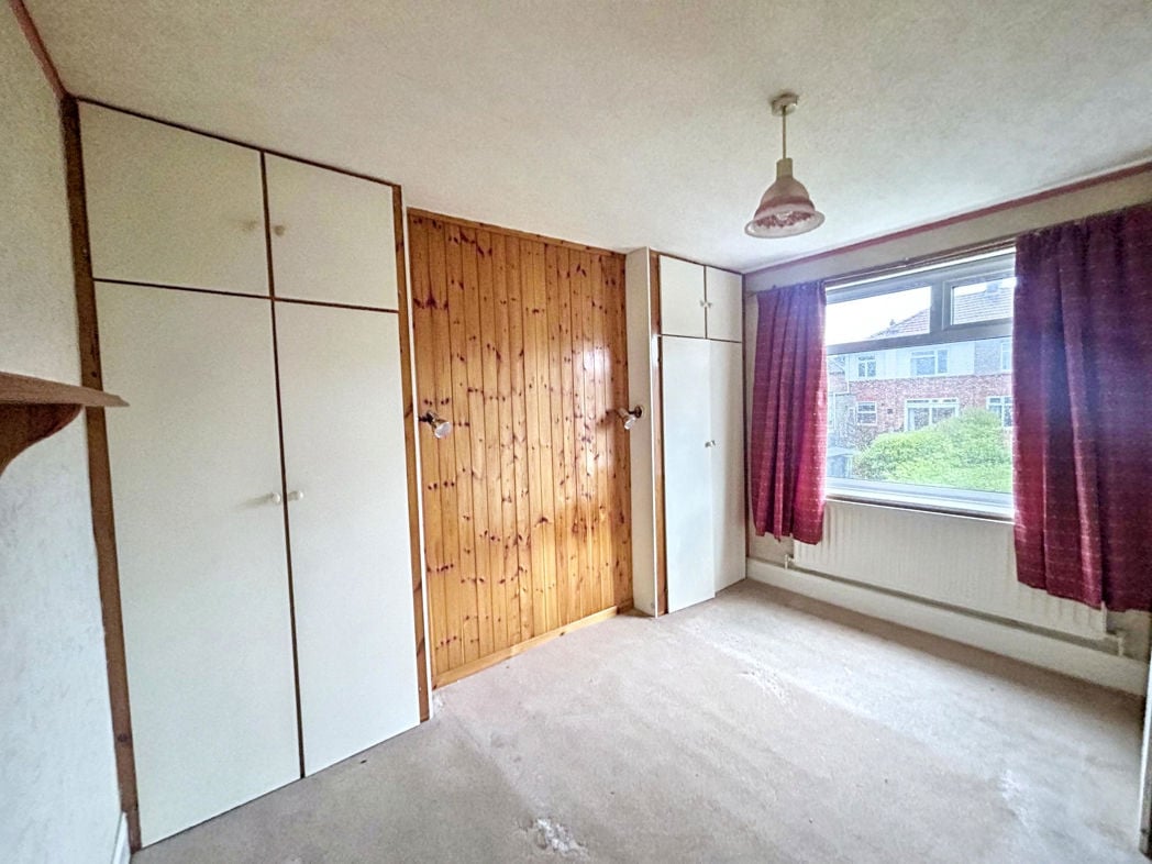 Property image 11 of 17
