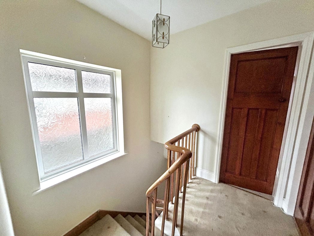 Property image 10 of 17