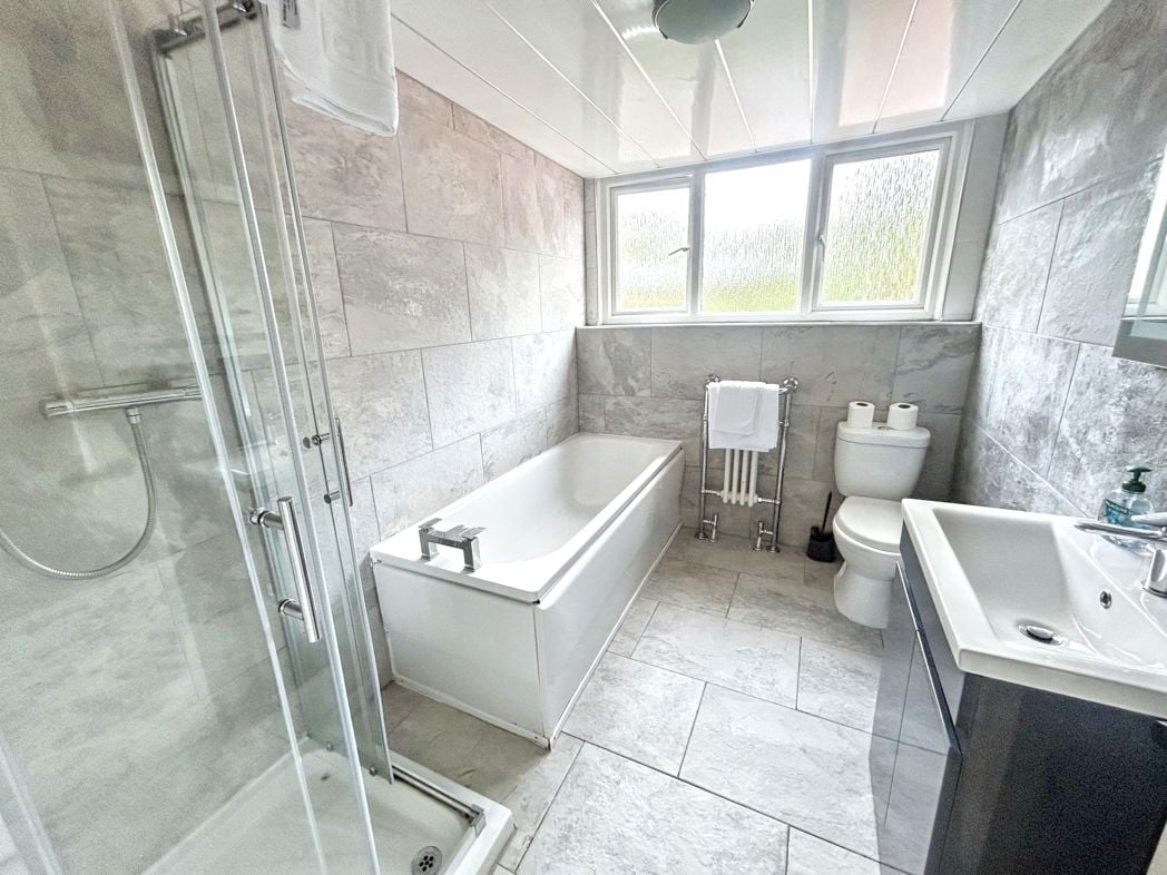 Property image 12 of 15