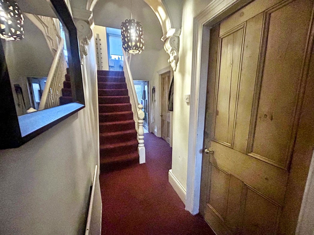 Property image 2 of 14