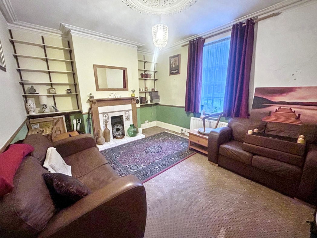 Property image 3 of 14
