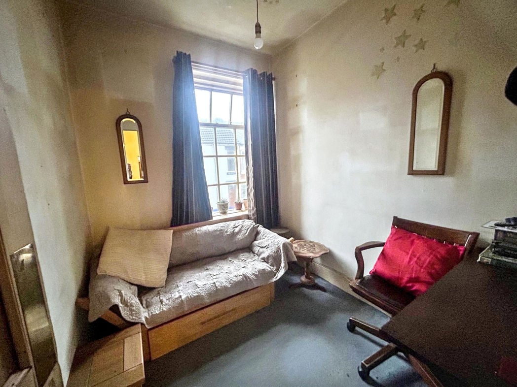 Property image 10 of 14