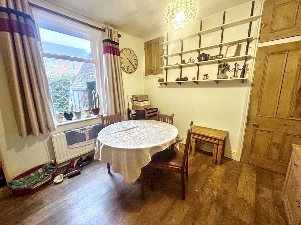 Property image 4 of 14