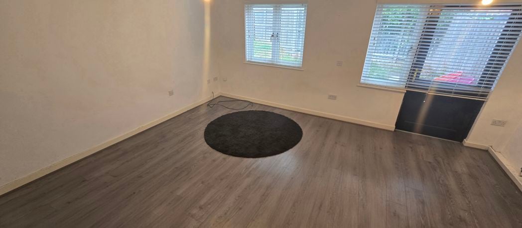 Property image 2 of 17