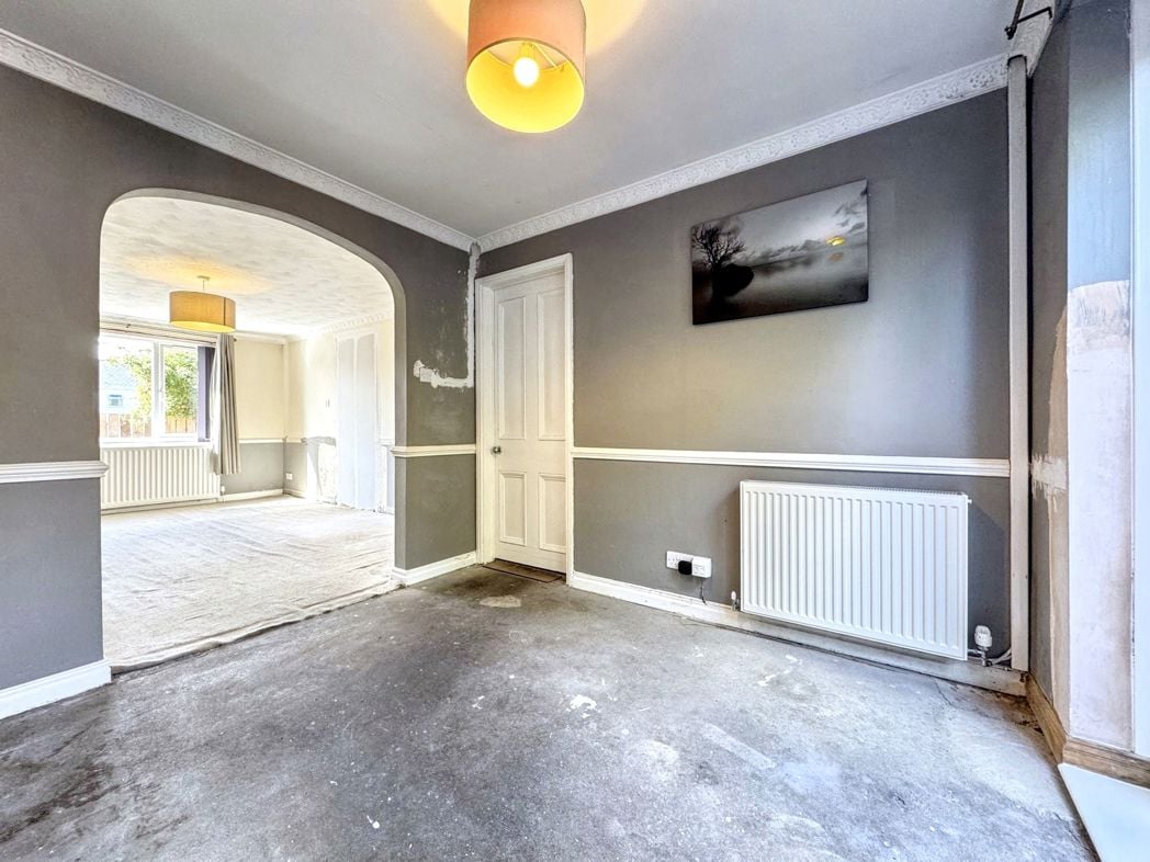 Property image 8 of 24