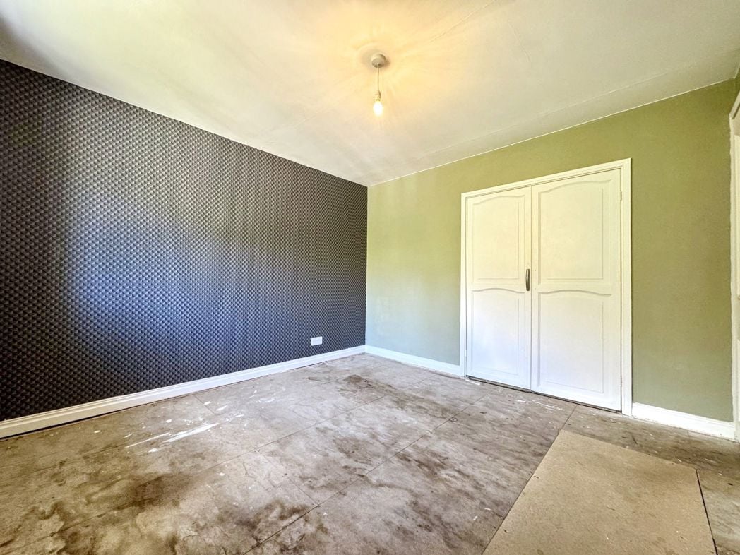 Property image 16 of 24