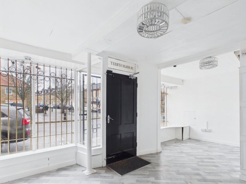 Property image 3 of 17