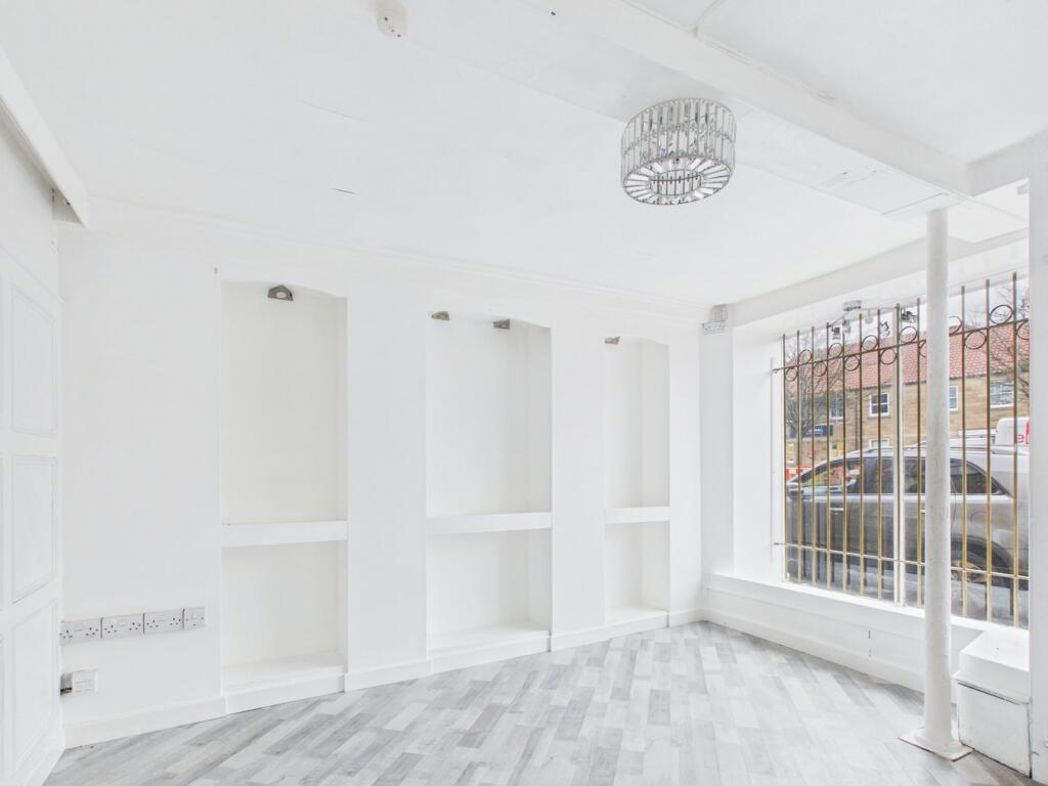 Property image 12 of 17