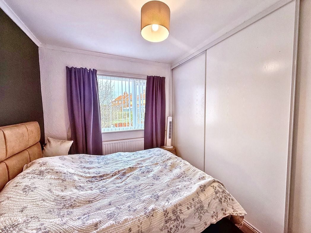 Property image 11 of 18