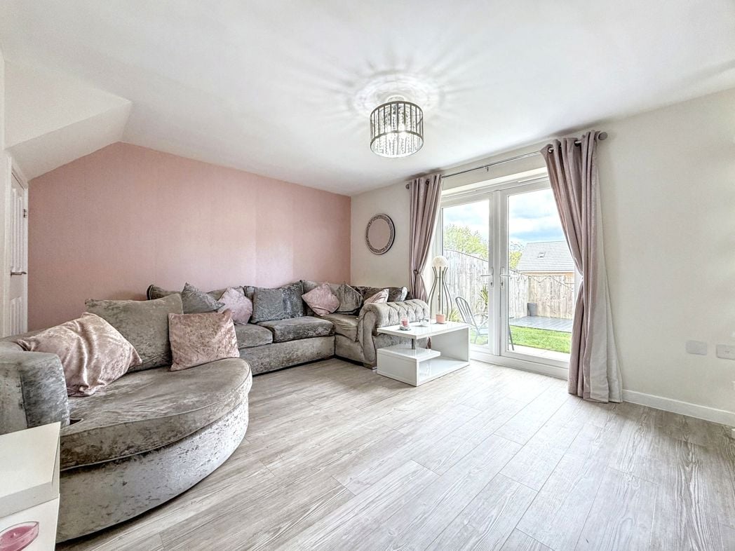 Property image 6 of 29